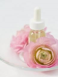 ROSE ABSOLUTE OIL